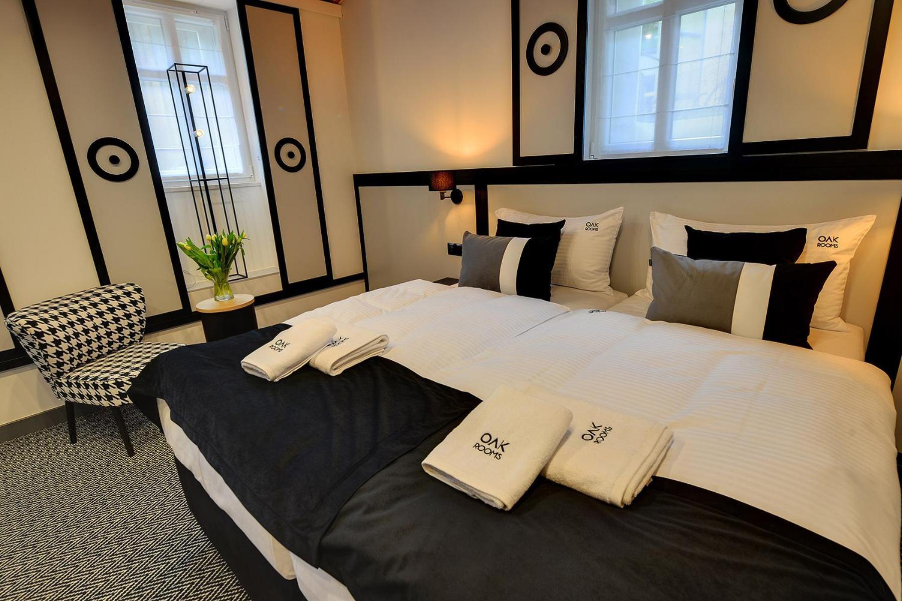 Oak Rooms Oborniki Śląskie Buitenkant foto