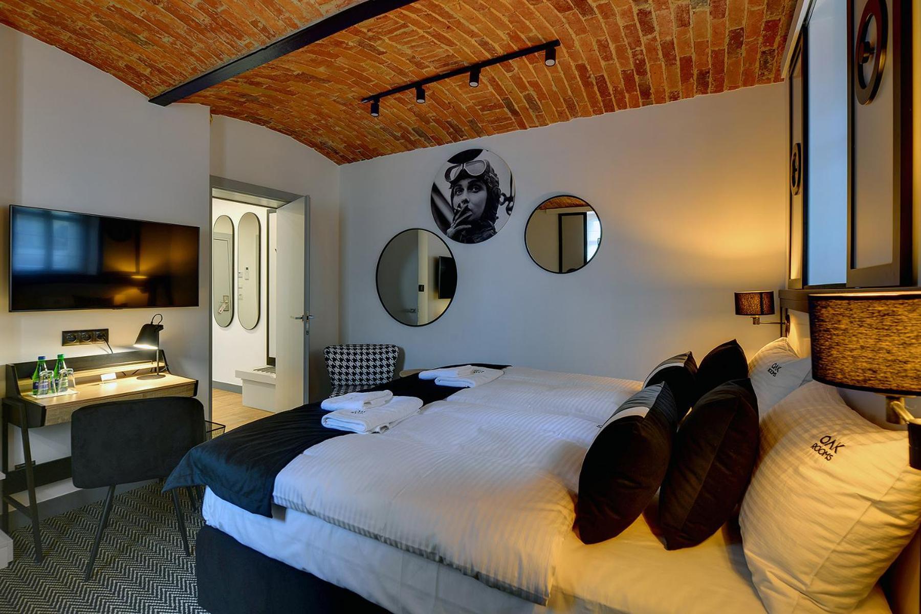 Oak Rooms Oborniki Śląskie Buitenkant foto