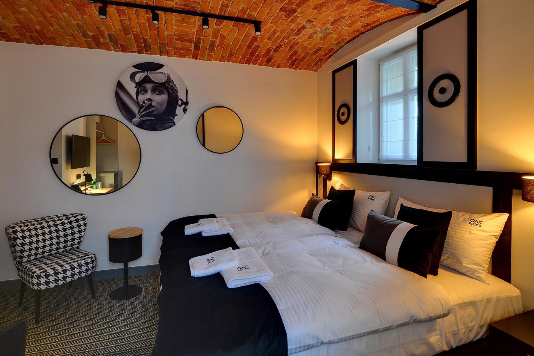Oak Rooms Oborniki Śląskie Buitenkant foto